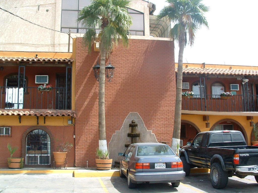 Hotel Hacienda Del Indio à Mexicali Extérieur photo